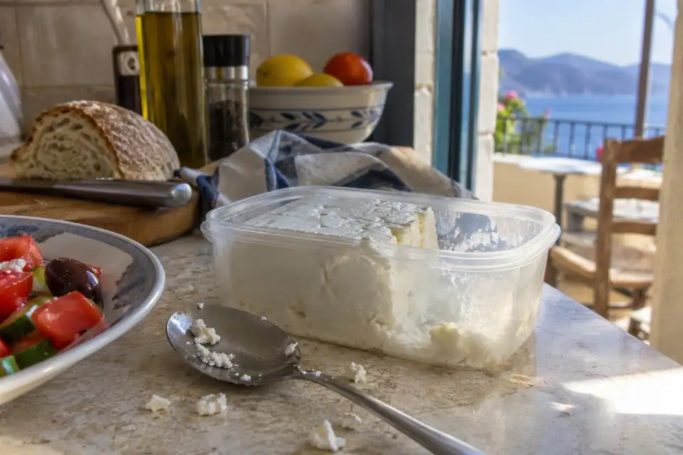 Beeld bij Feta.